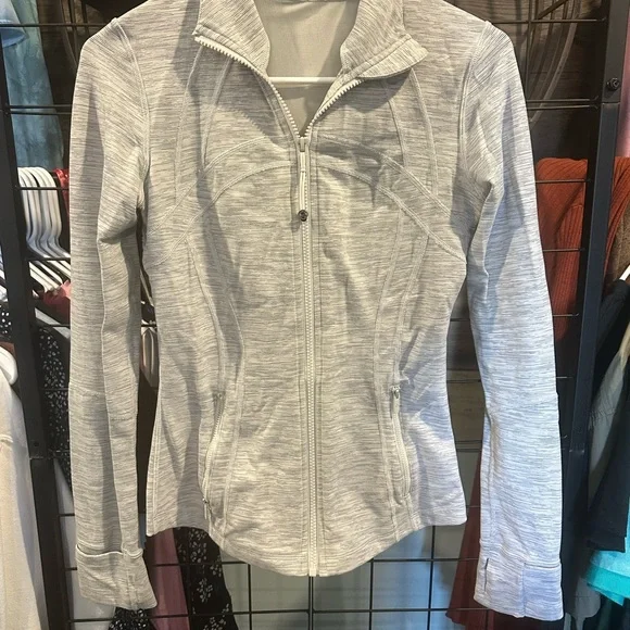 Lululemon Define Jacket and Wunder Under leggings - Picture 2 of 6